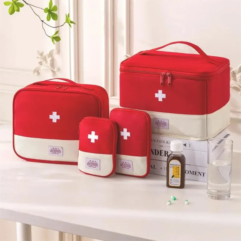 First Aid Travel Kit - Portable First Aid Kit Bags Medicine