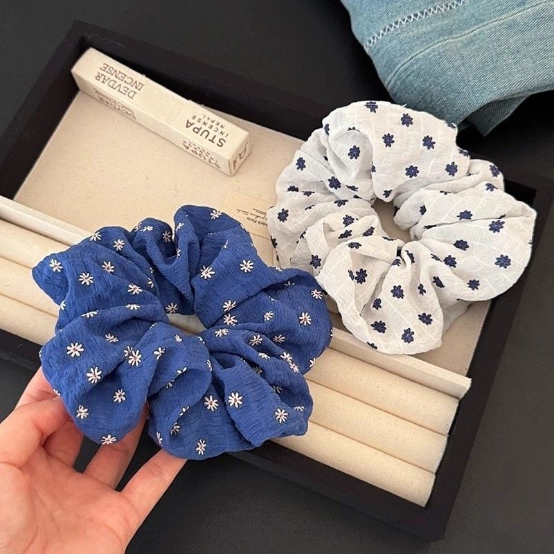 Korean Style Blue White Floral - Travel Accessories Kmart 评论和价格