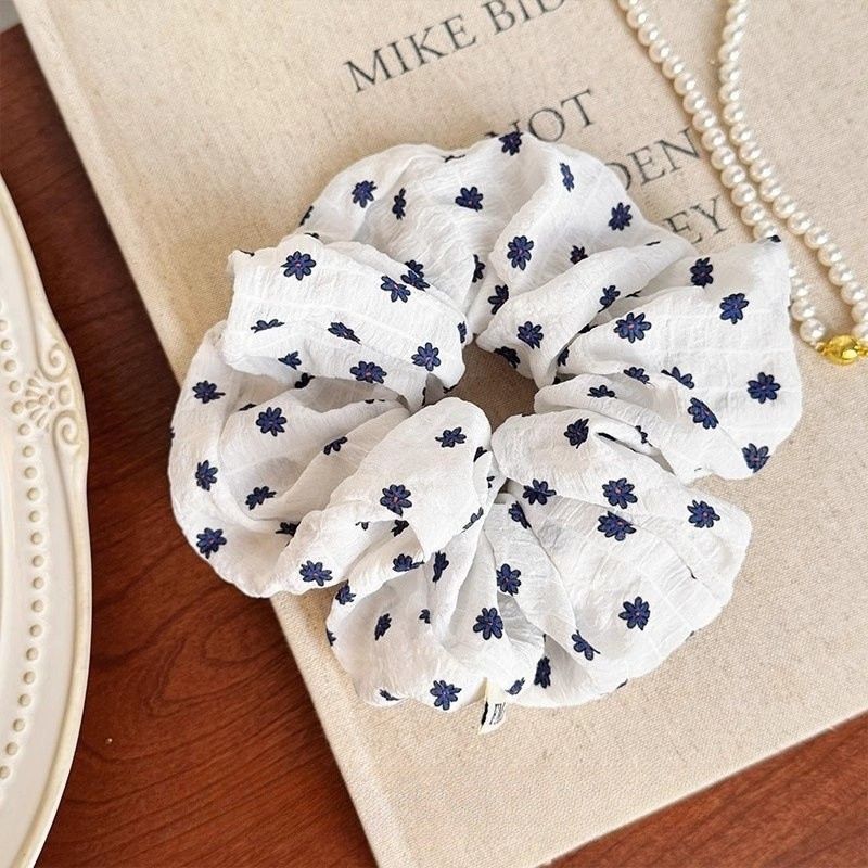 Korean Style Blue White Floral - Travel Accessories Kmart 评论和价格